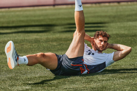 Train met Leon Goretzka & More